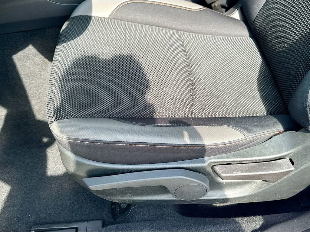 Used 2017 Subaru Crosstrek 2.0i Premium image 25