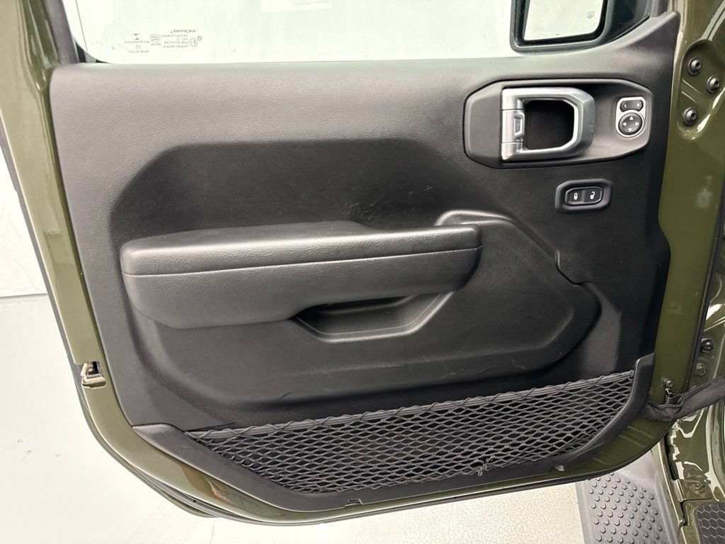 Used 2022 Jeep Wrangler Unlimited Sport AWD/4WD image 17