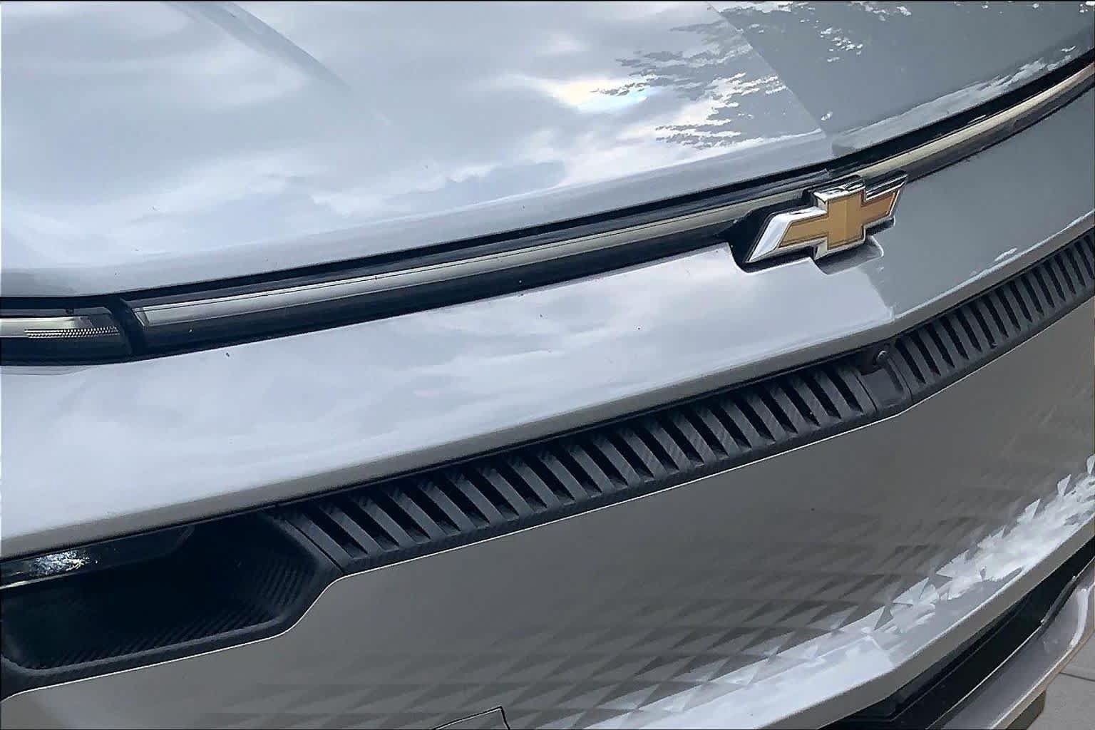Used 2025 Chevrolet Equinox EV LT FWD image 31