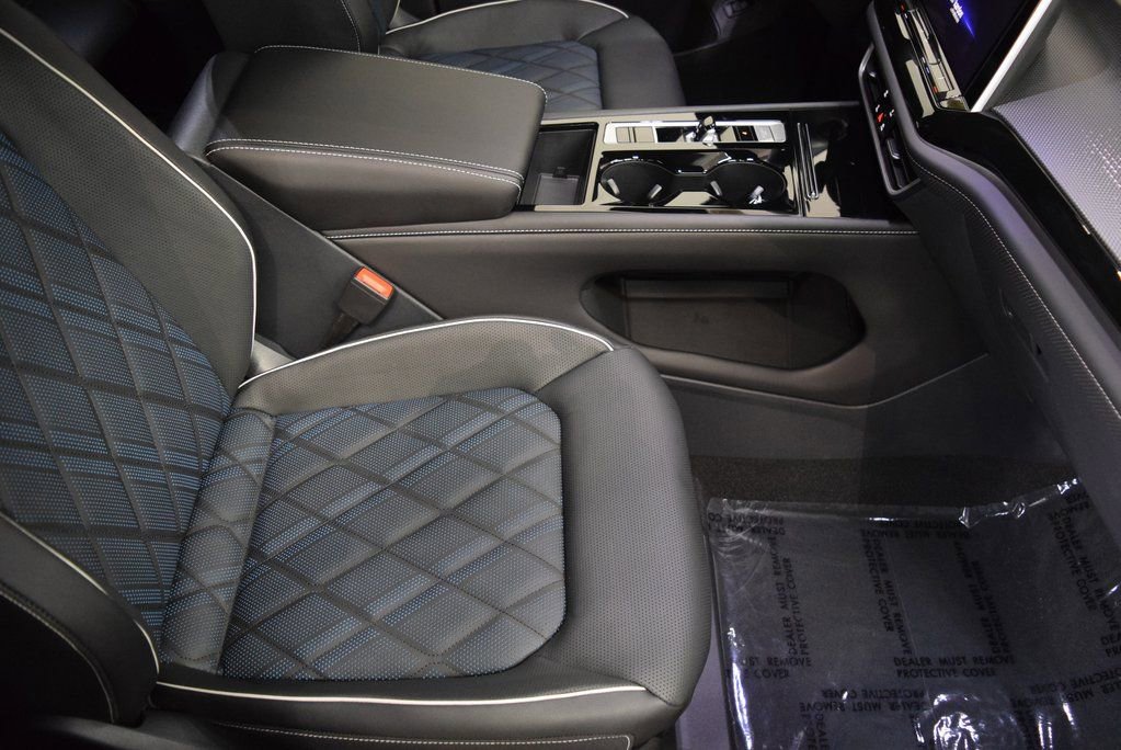 New 2025 Volkswagen Atlas Cross Sport SEL Premium R-Line image 7