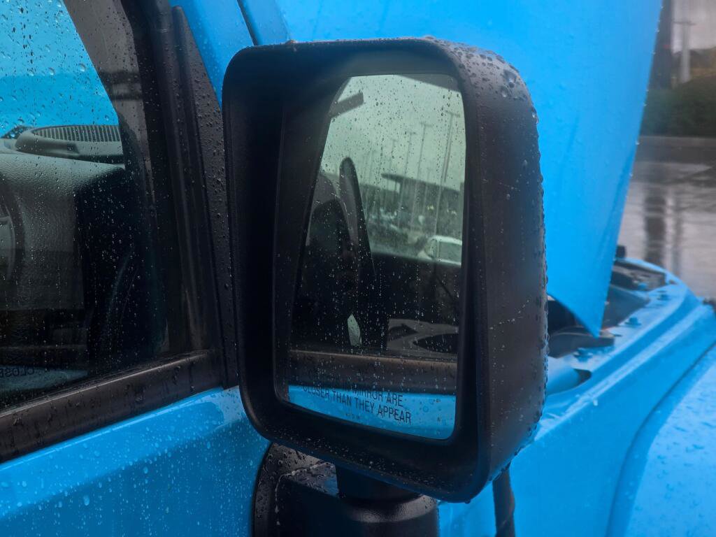 Used 2017 Jeep Wrangler Unlimited Sahara image 31