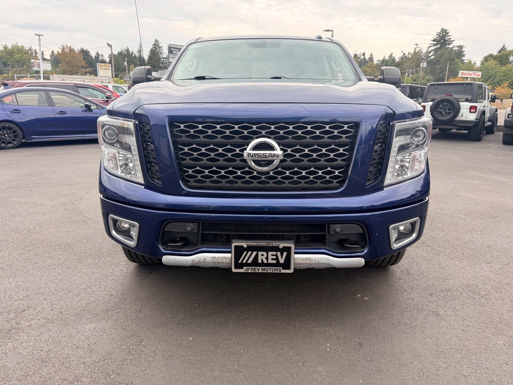 Used 2018 Nissan Titan PRO-4X AWD/4WD image 8