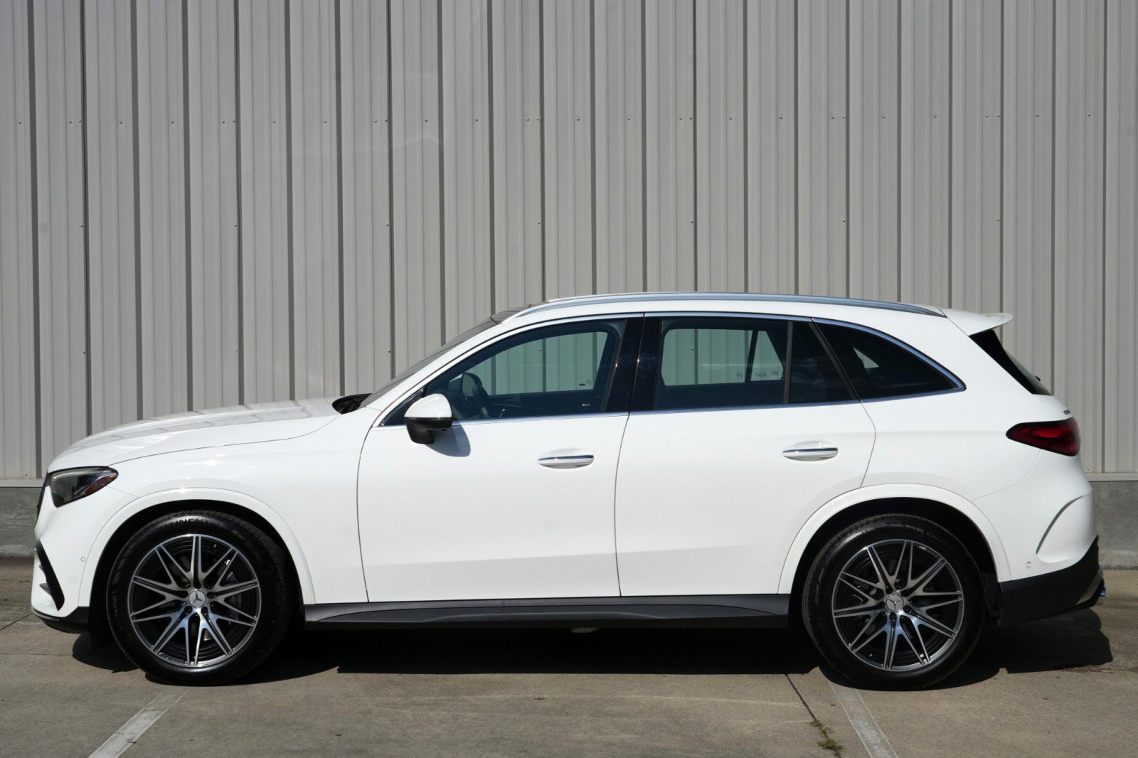 Used 2024 Mercedes-Benz GLC 43 AMG 4MATIC image 53
