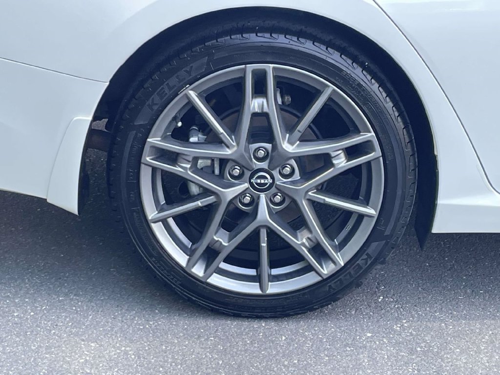 Used 2023 Nissan Altima 2.0 SR FWD image 7