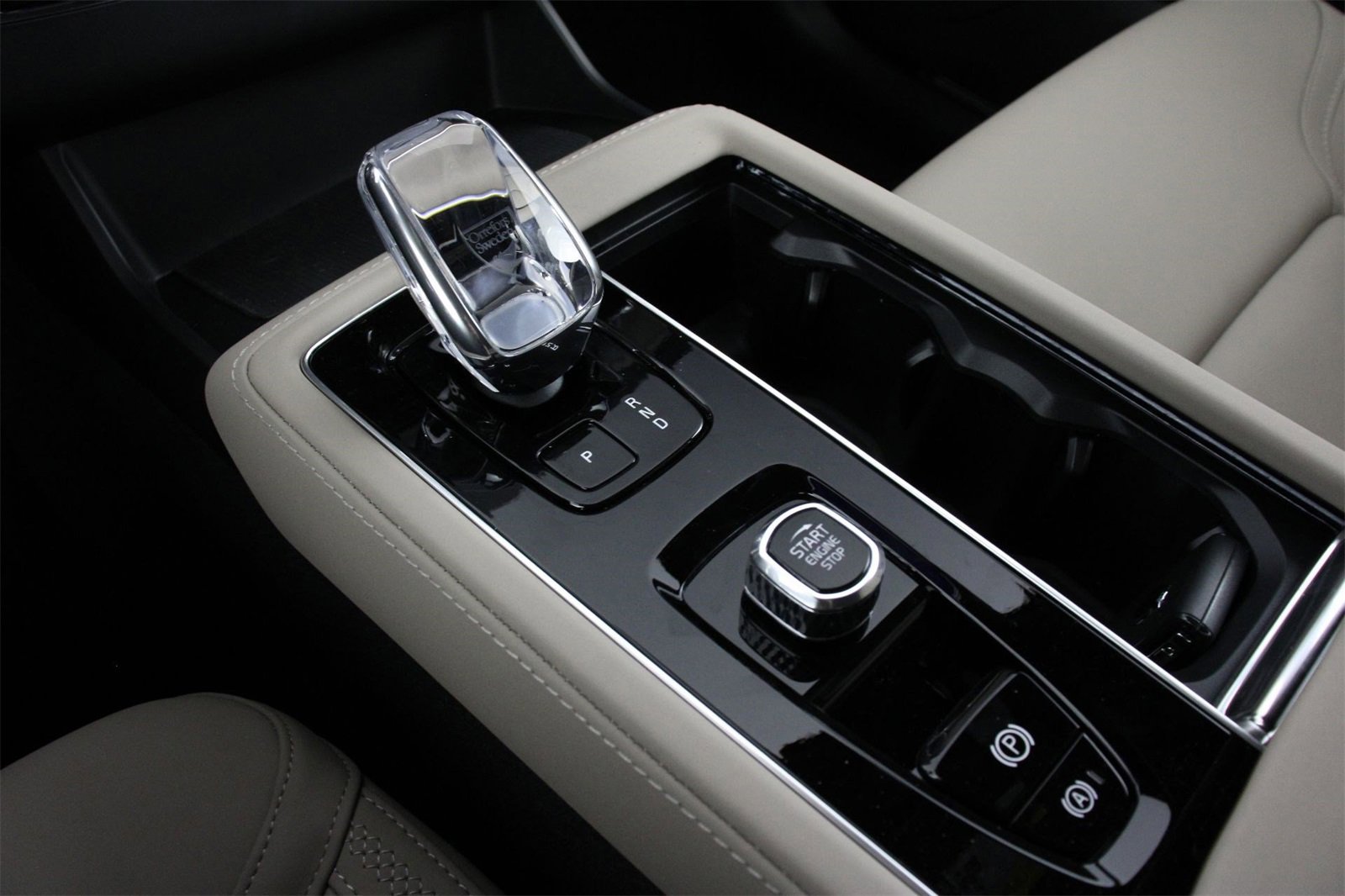 New 2026 Volvo XC90 B5 Plus image 7