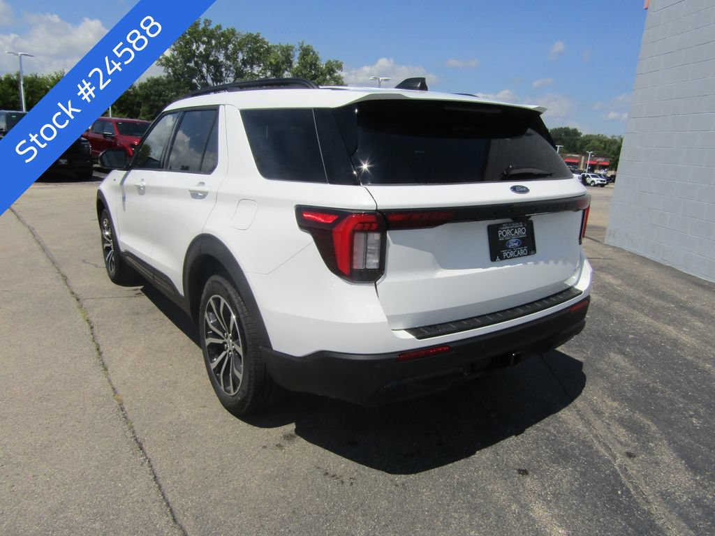New 2026 Ford Explorer ST-Line AWD/4WD image 5