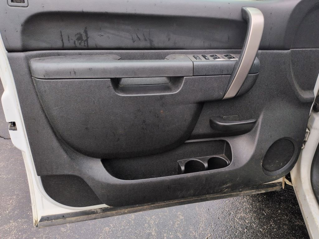 Used 2011 GMC Sierra 1500 SLE w/ Power Tech Package image 11