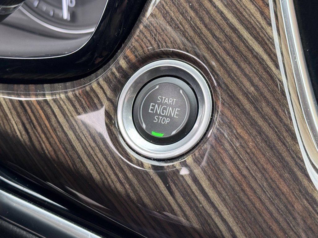 Used 2023 Cadillac XT6 Premium Luxury w/ Platinum Package image 29