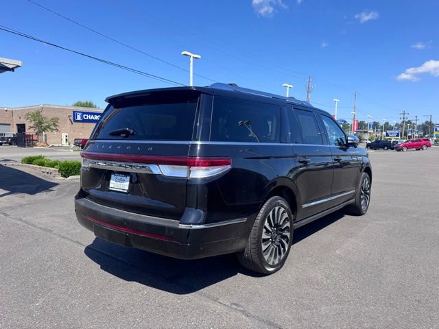 Used 2022 Lincoln Navigator L Black Label AWD/4WD image 3