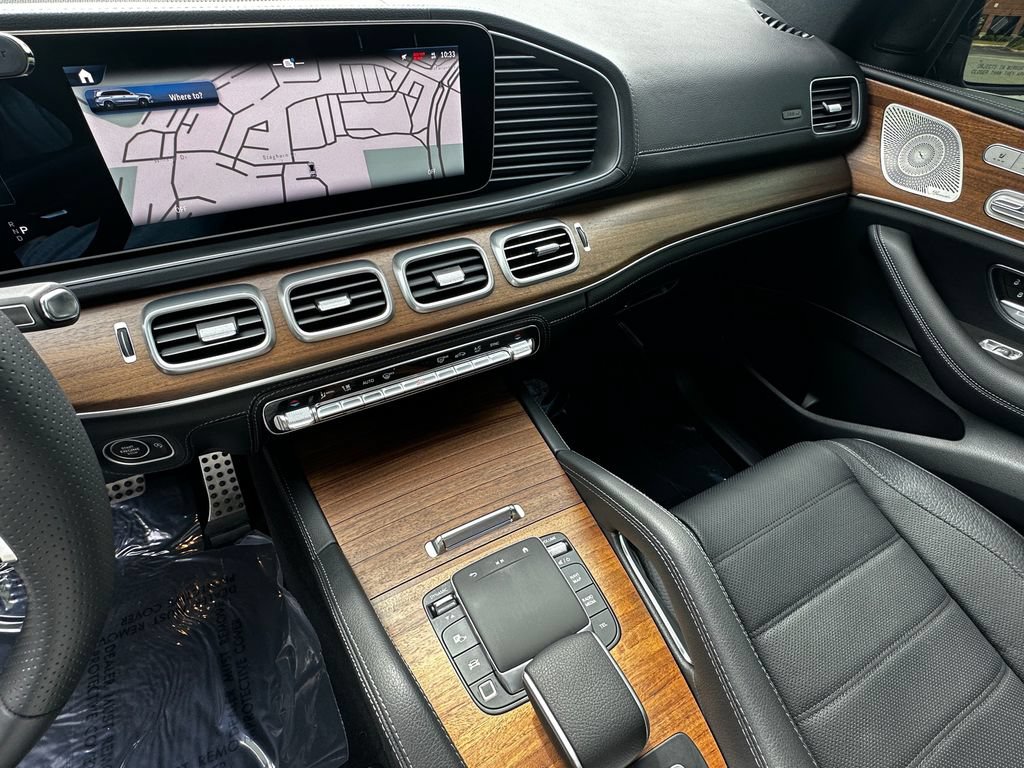 Certified 2025 Mercedes-Benz GLS 580 4MATIC image 31