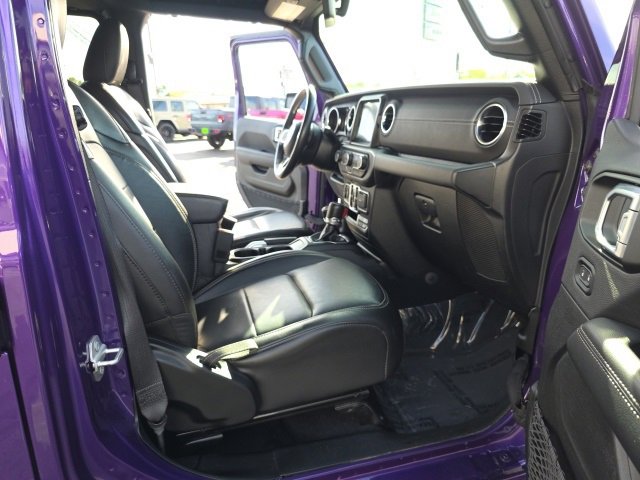 Used 2023 Jeep Wrangler Unlimited Sahara w/ Cold Weather Group image 40