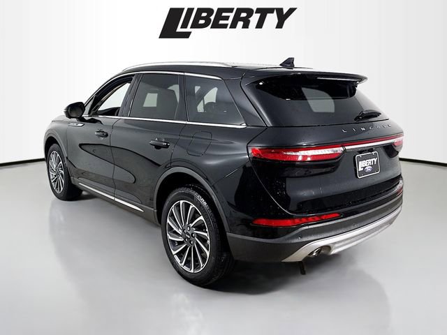 Used 2023 Lincoln Corsair Reserve w/ Equipment Group 201A image 5