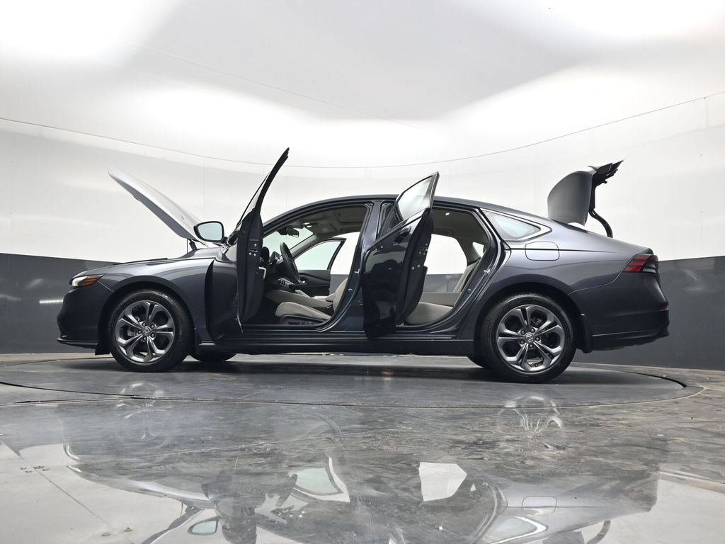 Used 2023 Honda Accord EX image 43