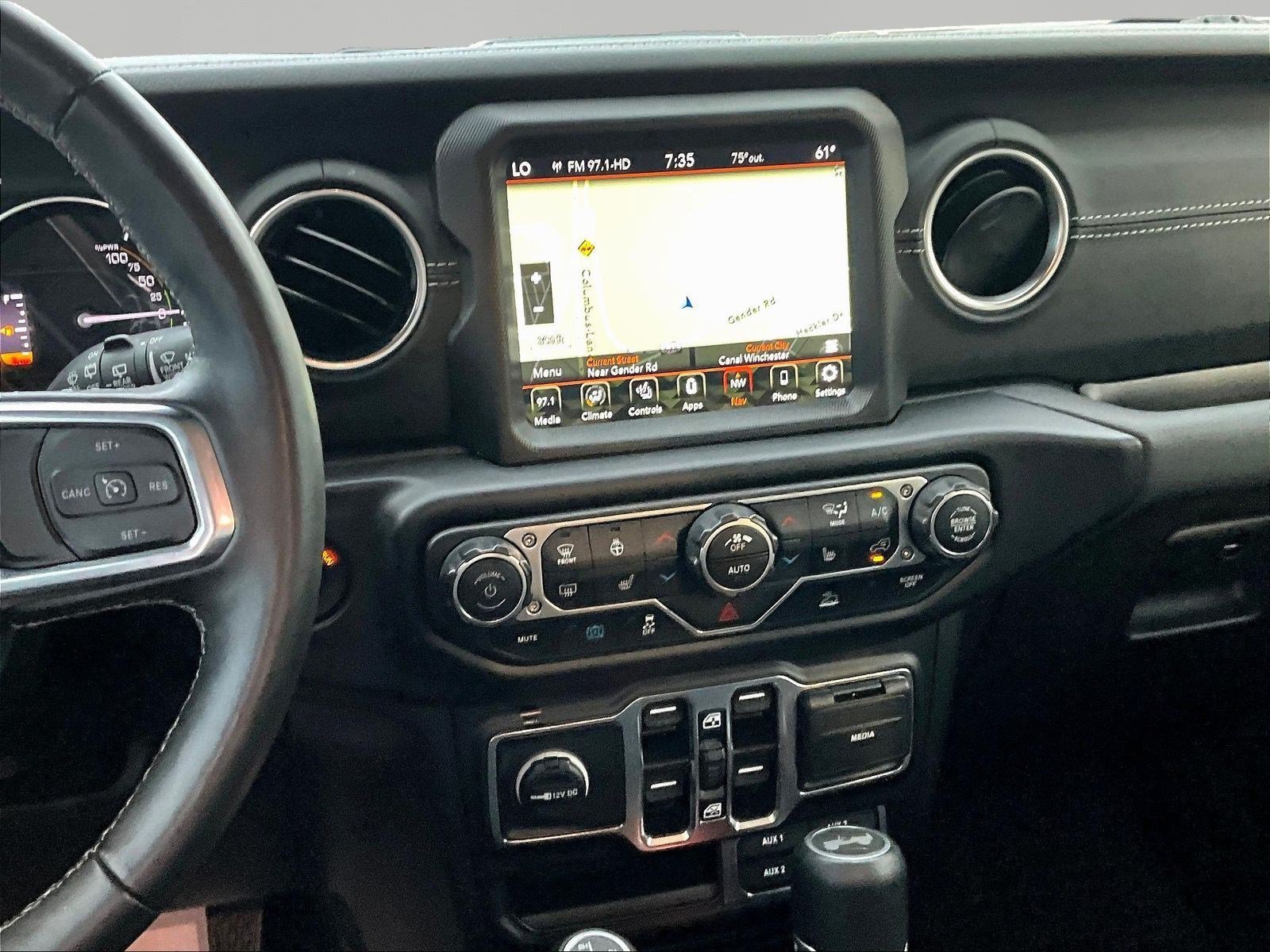Used 2023 Jeep Wrangler Unlimited Sahara w/ Cold Weather Group AWD/4WD image 9