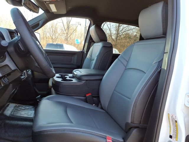 New 2026 RAM 5500 Tradesman AWD/4WD image 12