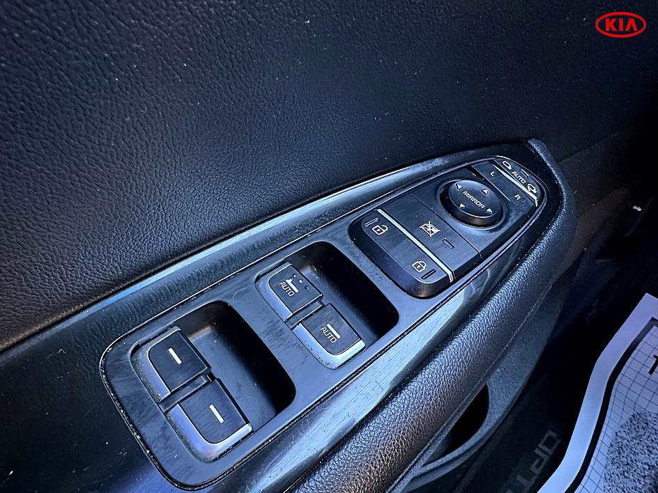 Used 2016 Kia Optima SX image 27