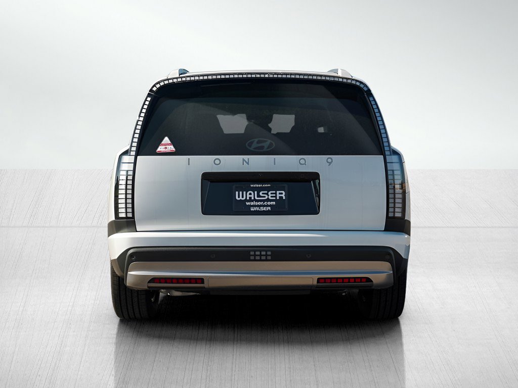 New 2026 Hyundai Ioniq 9 S image 5