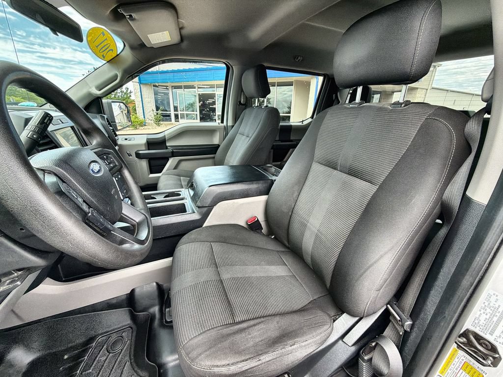 Used 2017 Ford F150 XL w/ Equipment Group 101A Mid AWD/4WD image 13