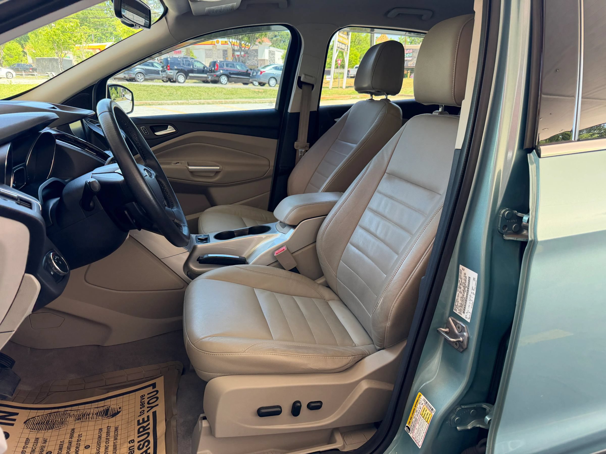 Used 2013 Ford Escape SEL FWD image 9