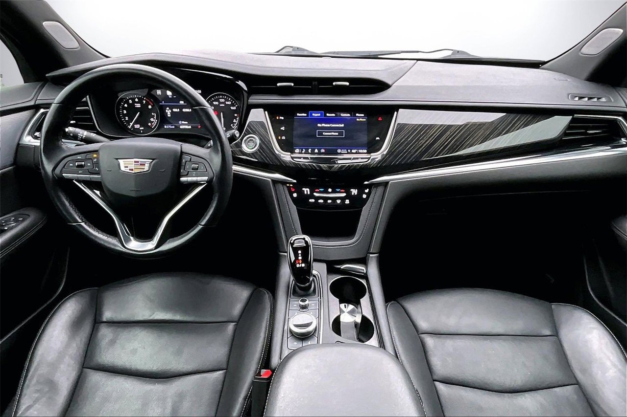 Used 2022 Cadillac XT6 Premium Luxury w/ Technology Package image 15