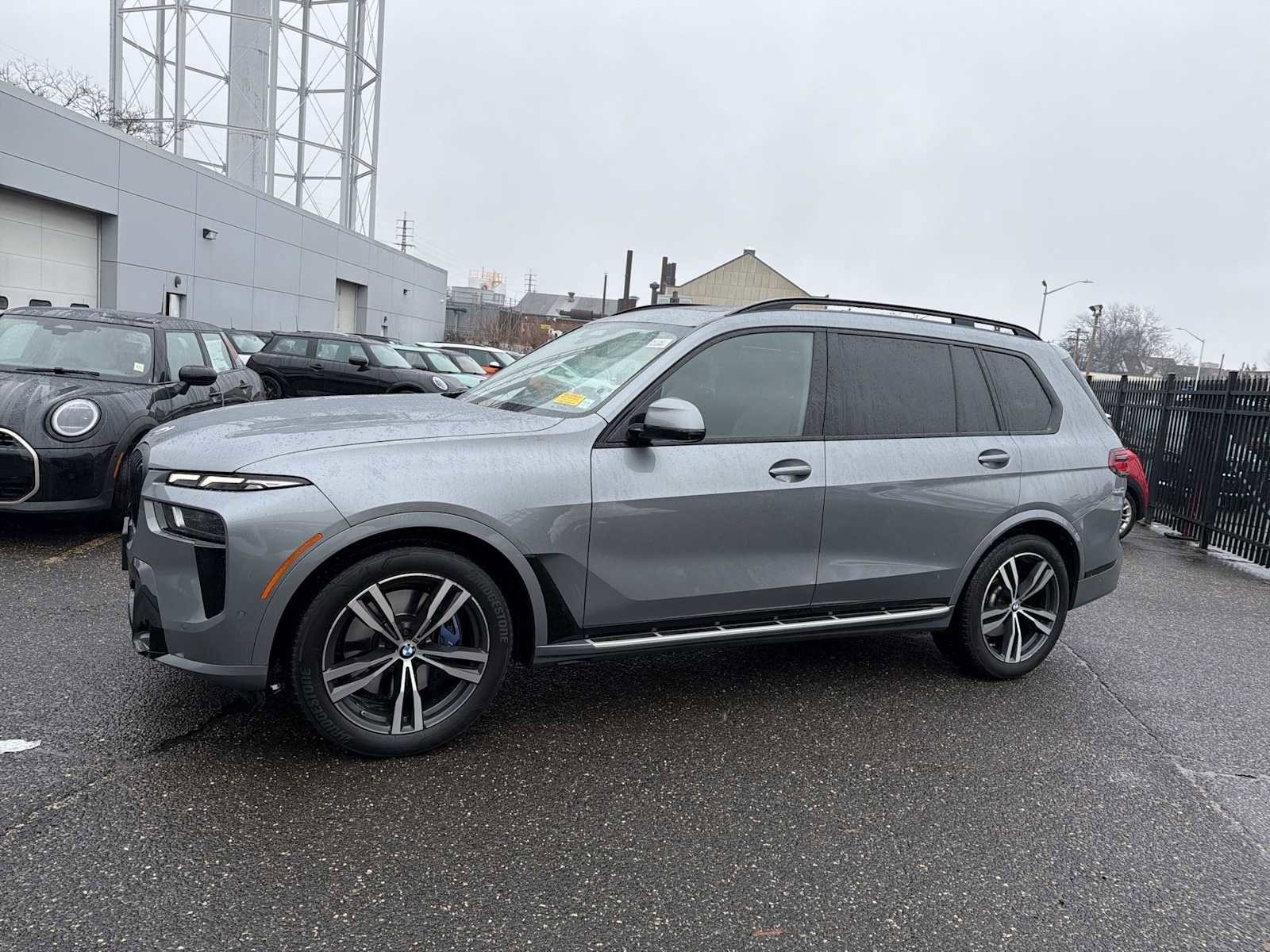 Certified 2024 BMW X7 xDrive40i w/ M Sport Package image 3