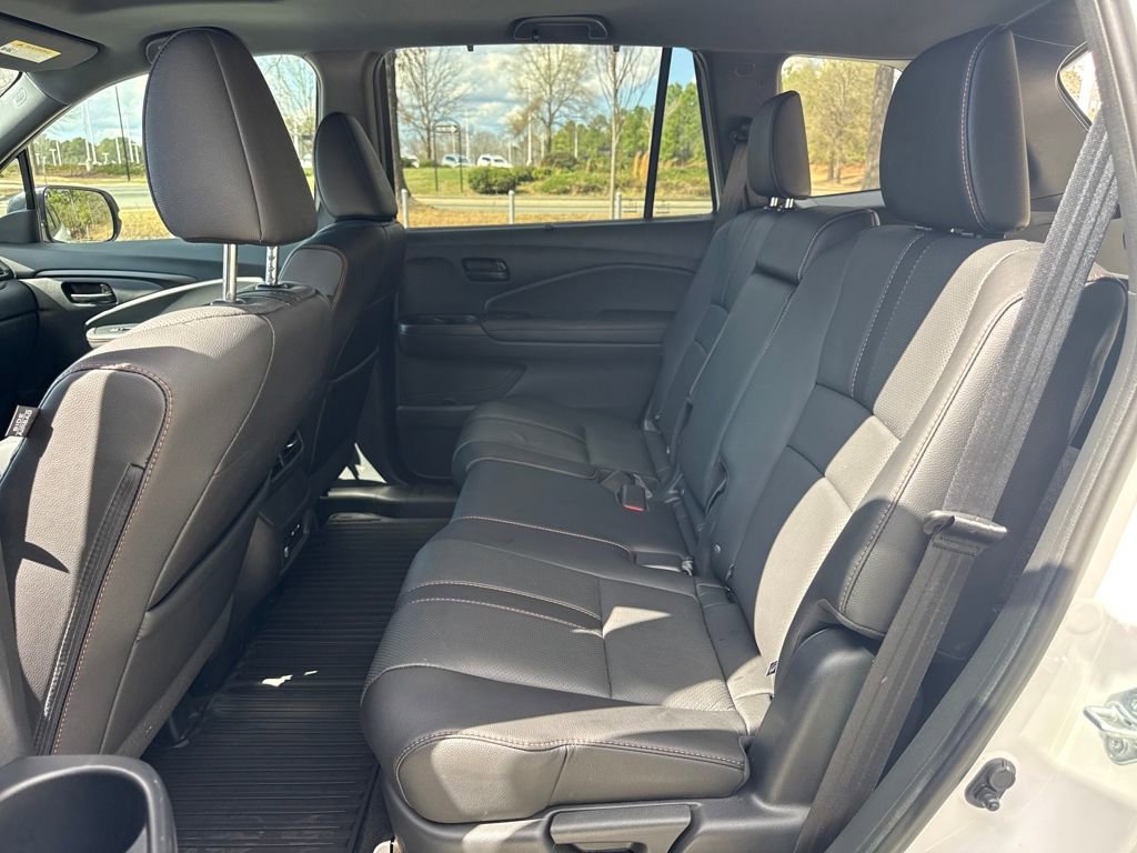 Certified 2024 Honda Passport TrailSport image 23