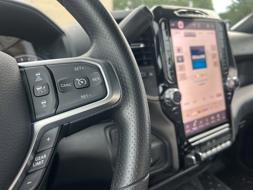 New 2025 RAM 5500 Tradesman AWD/4WD image 19