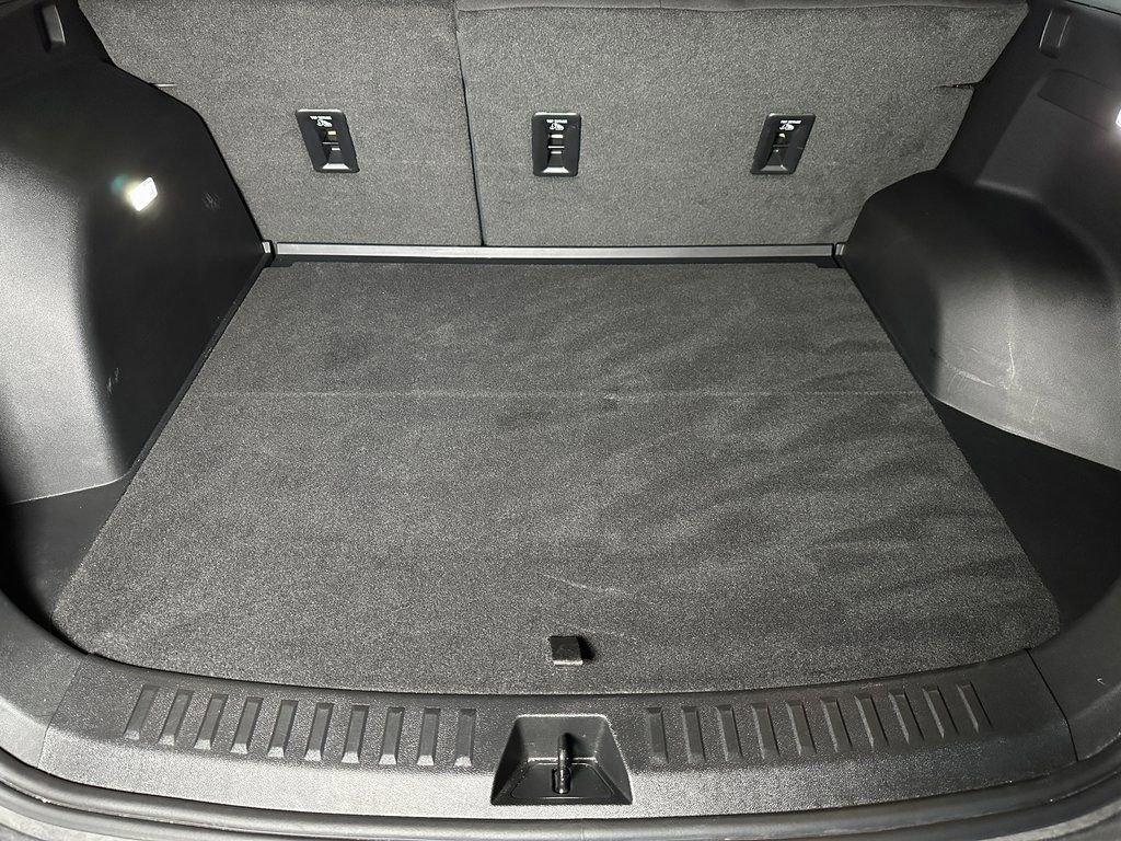 Used 2025 GMC Terrain Elevation image 19