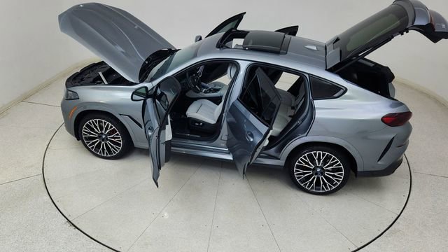 Used 2026 BMW X6 xDrive40i w/ Climate Comfort Package image 90