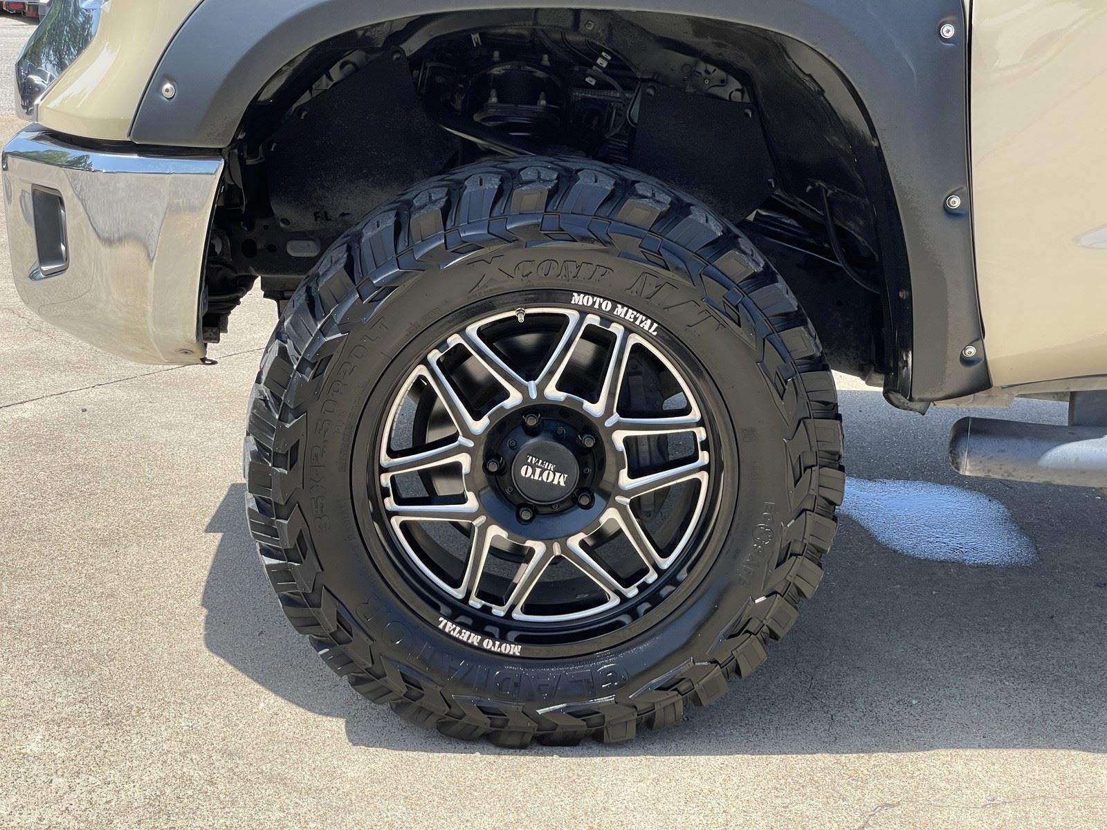 Used 2020 Toyota Tundra SR5 w/ SR5 Upgrade Package AWD/4WD image 50