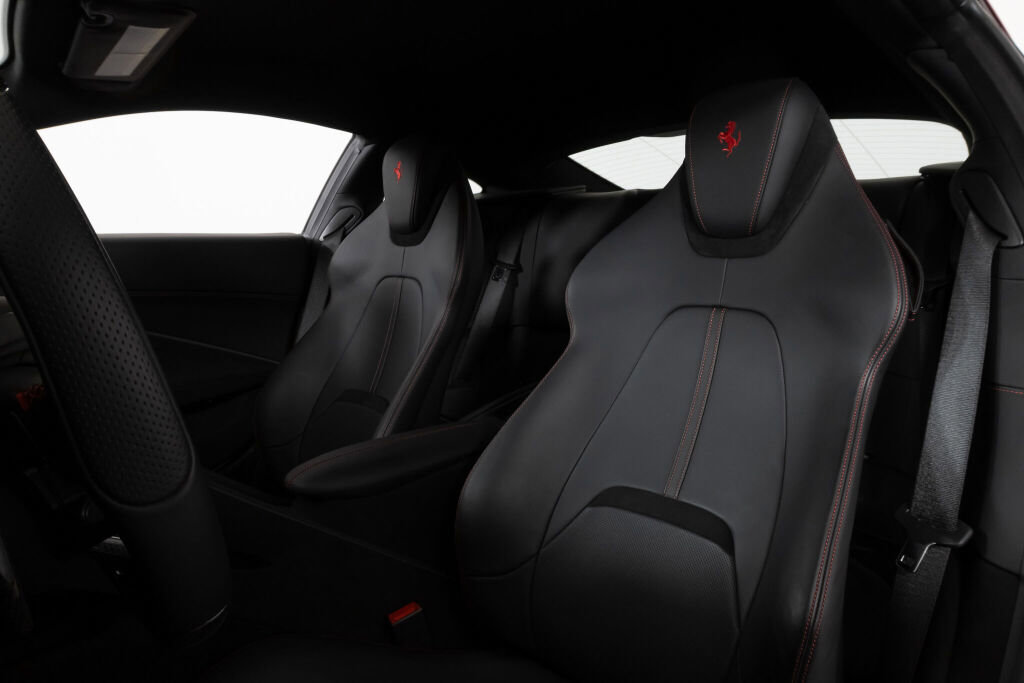 Certified 2021 Ferrari Roma image 45