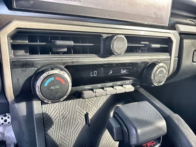 Used 2024 Toyota Tacoma TRD Sport image 27