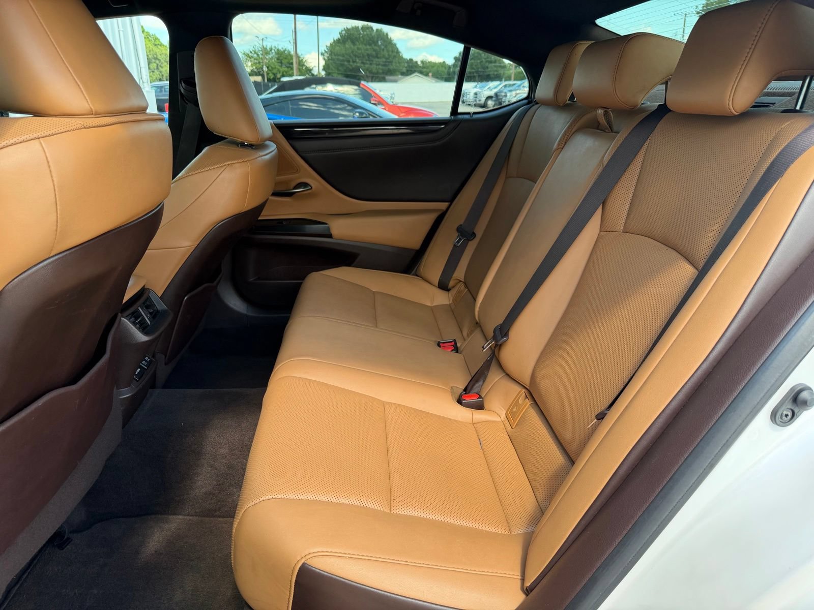 Used 2021 Lexus ES 250 w/ Premium Package AWD/4WD image 21