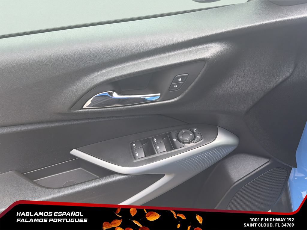Certified 2024 Chevrolet Trax RS w/ Driver Confidence Package FWD image 13
