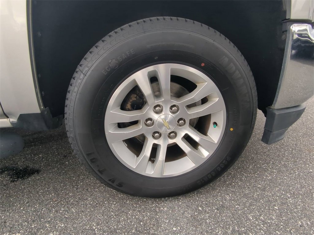 Used 2018 Chevrolet Silverado 1500 LT w/ All Star Edition image 10