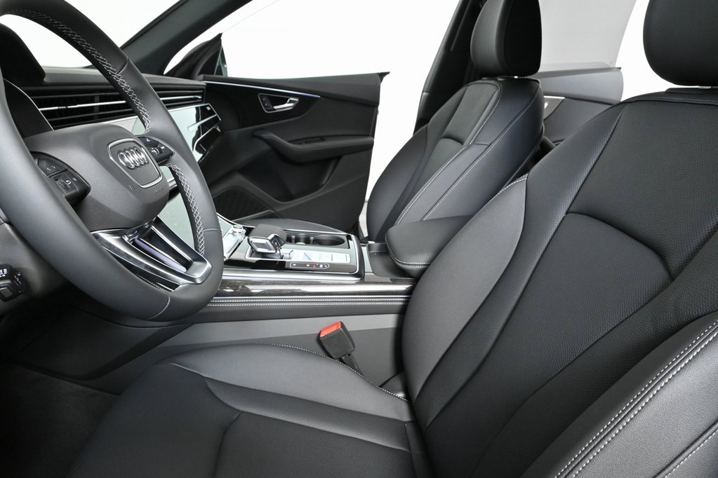 New 2025 Audi Q8 Premium Plus image 5