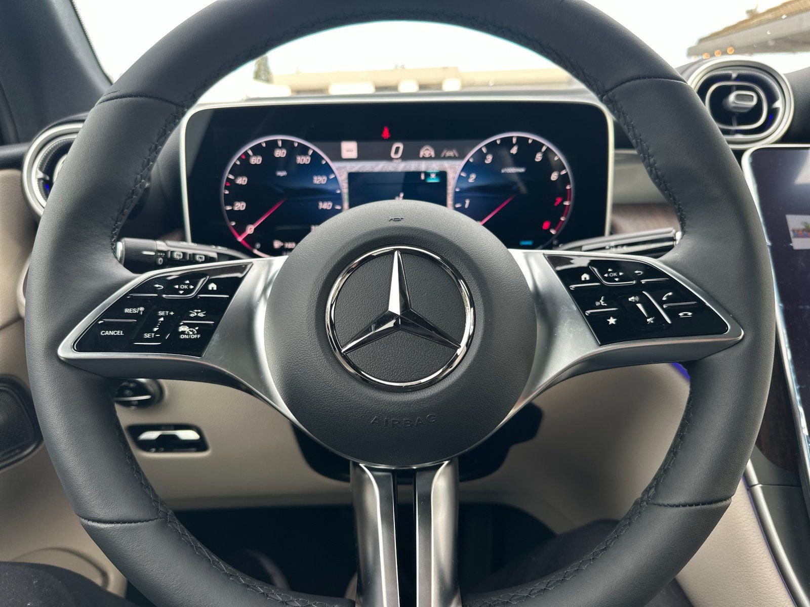 New 2026 Mercedes-Benz GLC 300 4MATIC image 23