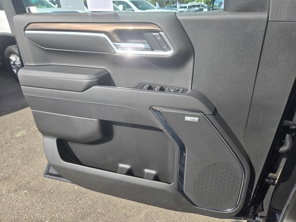 New 2026 Chevrolet Silverado 1500 LT Trail Boss w/ Convenience Package II AWD/4WD image 12