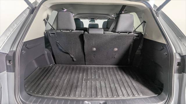 Used 2025 Toyota Grand Highlander FWD image 13
