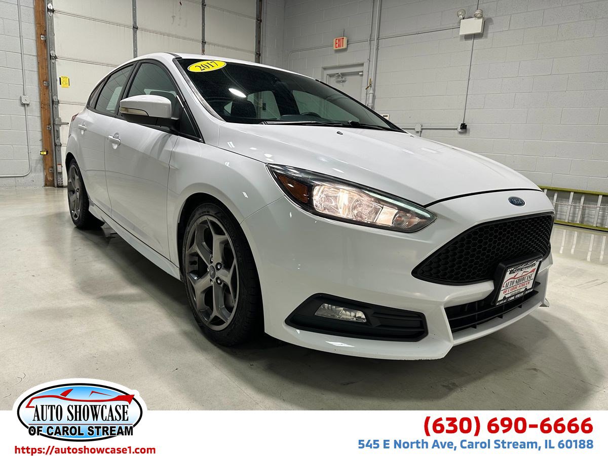 Used 2017 Ford Focus ST image 1