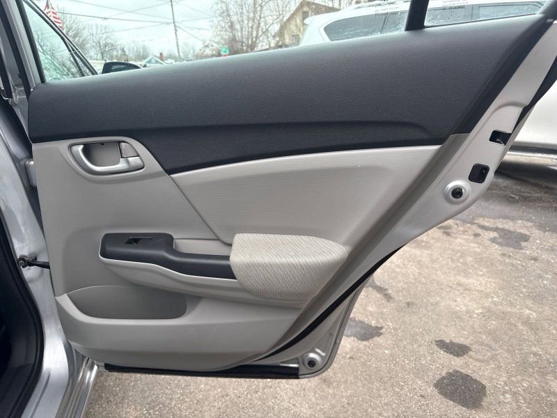 Used 2013 Honda Civic LX image 19