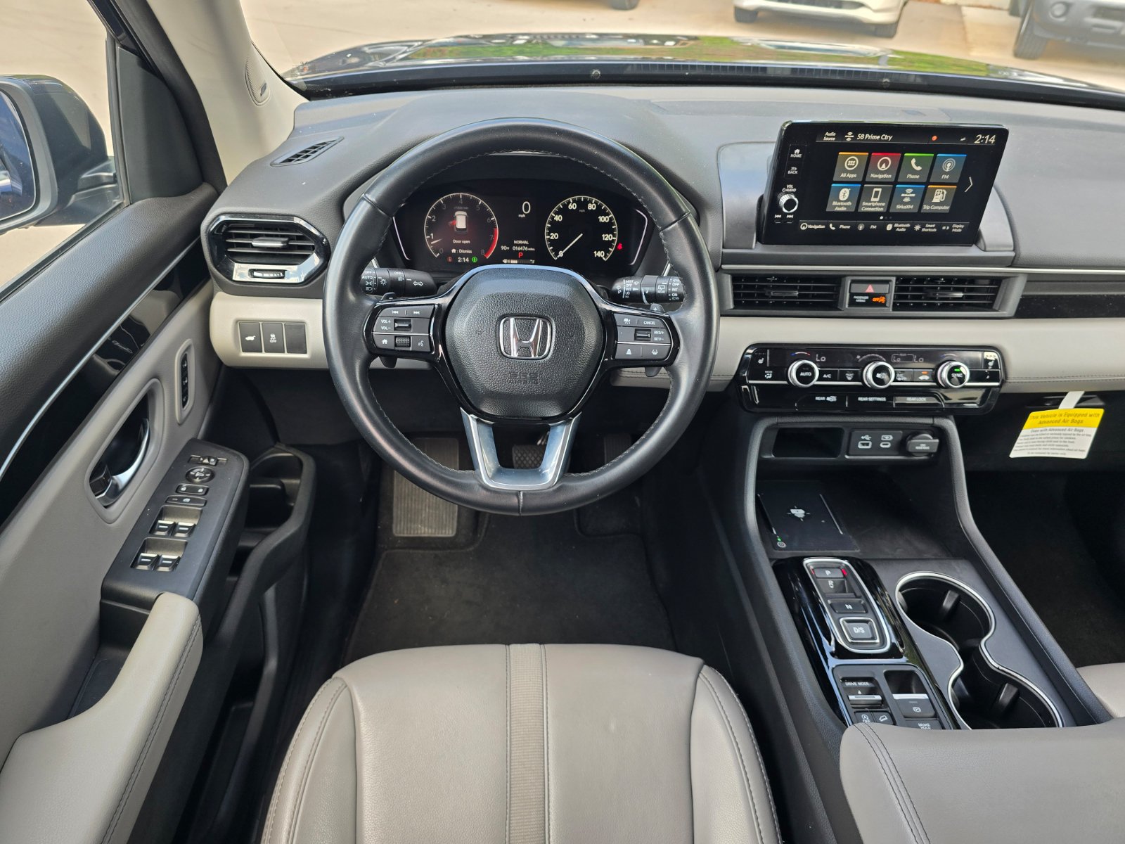 Used 2023 Honda Pilot Touring image 15