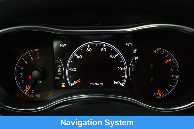 Used 2020 Jeep Grand Cherokee Limited AWD/4WD image 3