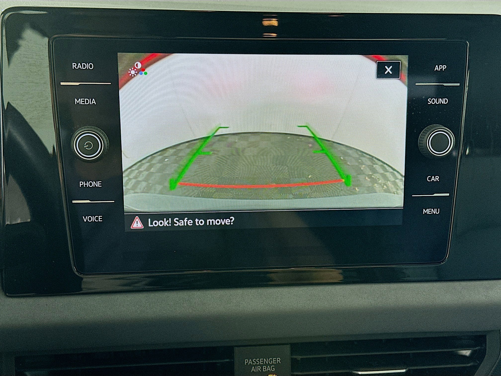 Used 2025 Volkswagen Jetta SE FWD image 22