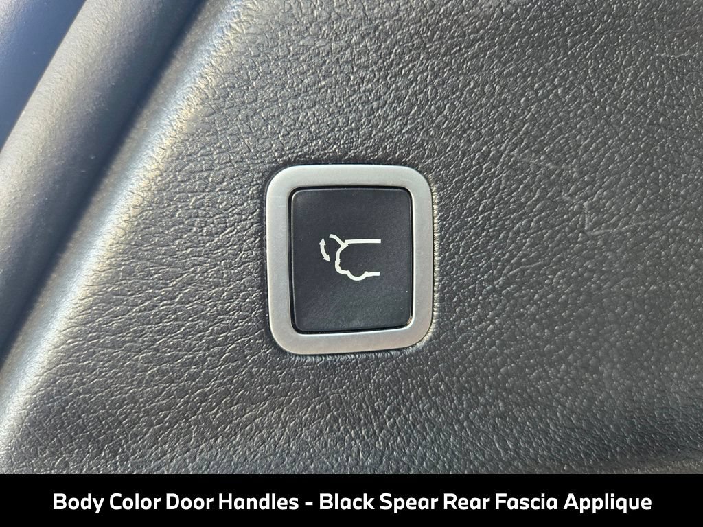 Used 2019 Chrysler Pacifica Touring-L Plus w/ Advanced Safetytec Group FWD image 20