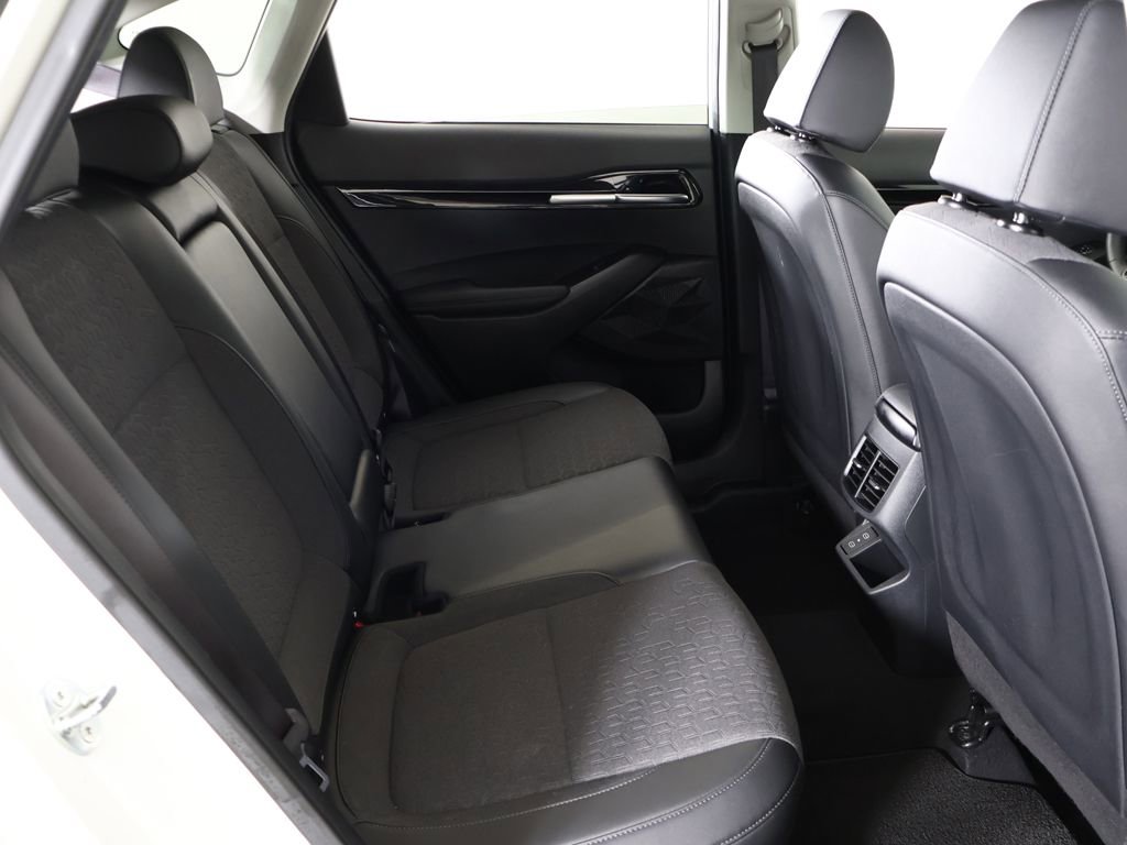 Used 2024 Kia Seltos S image 33