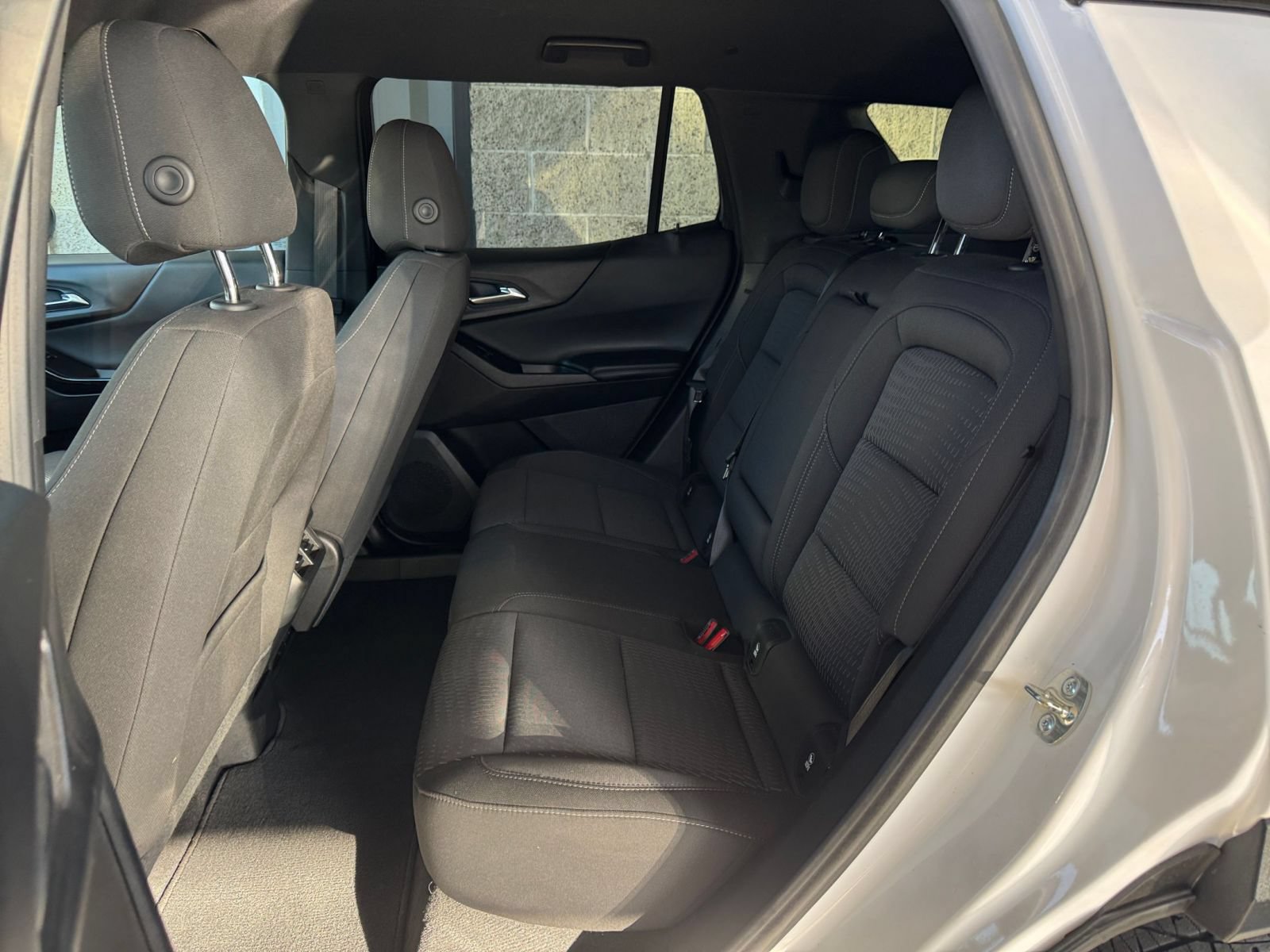 Used 2025 Chevrolet Equinox LT FWD image 26