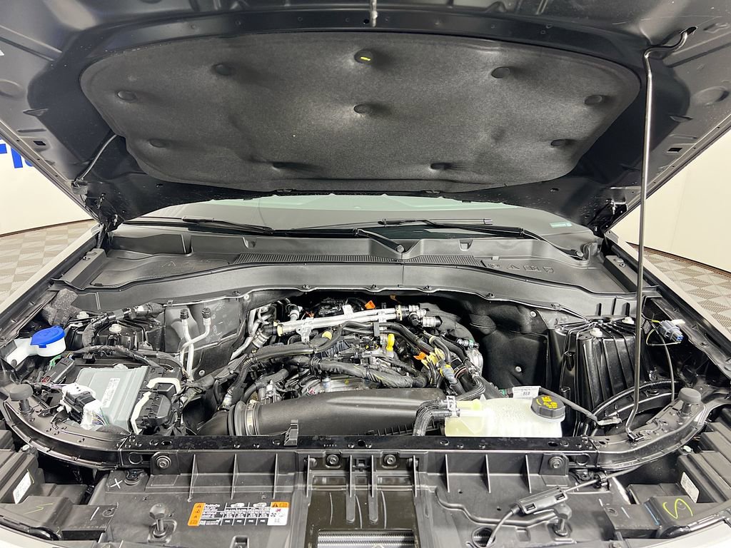 Used 2026 Ford Explorer Active AWD/4WD image 35