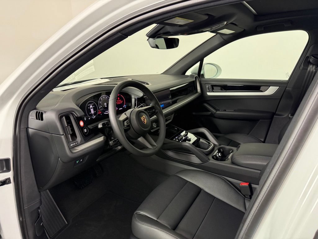New 2026 Porsche Cayenne AWD/4WD image 4