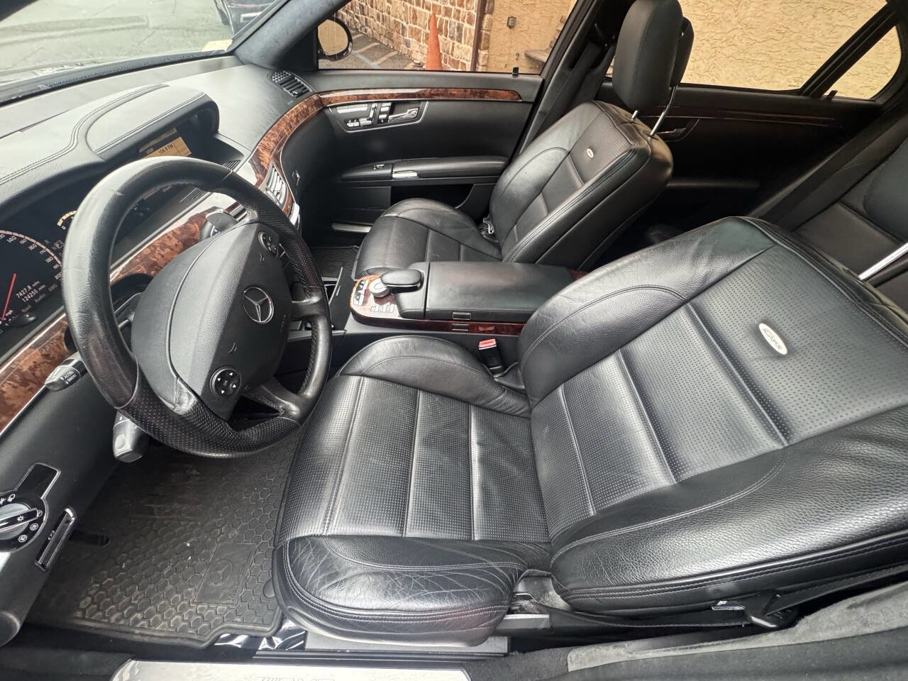 Used 2008 Mercedes-Benz S 63 AMG image 31